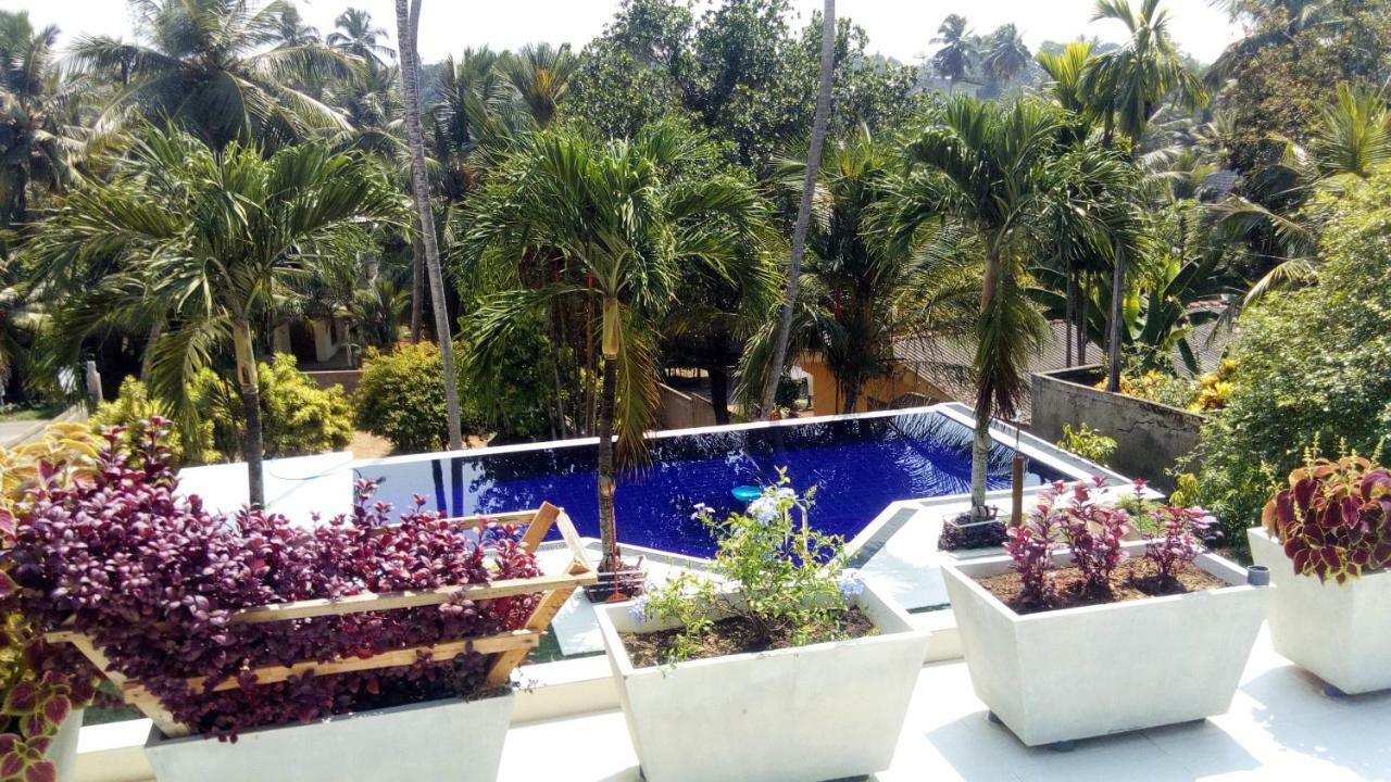 Colibri Villa Maggona エクステリア 写真